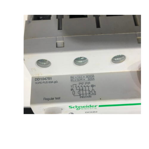 3 Dom11030